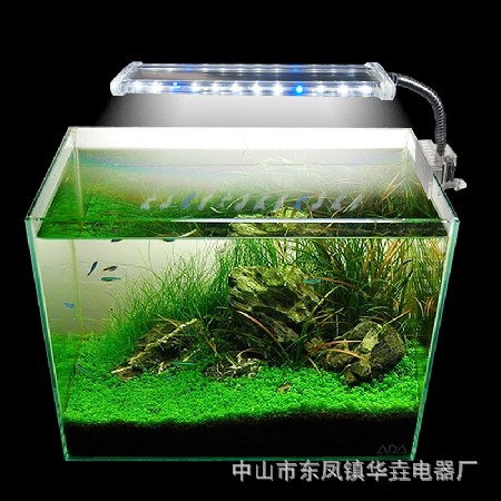 新款华垚鱼缸水馆族360度旋转LED节能省电水族灯